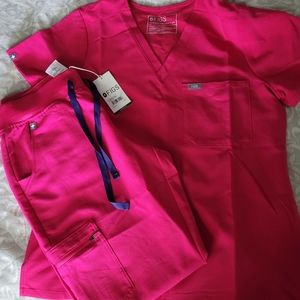 New Figs Scrub 2 piece set Size PETITE small